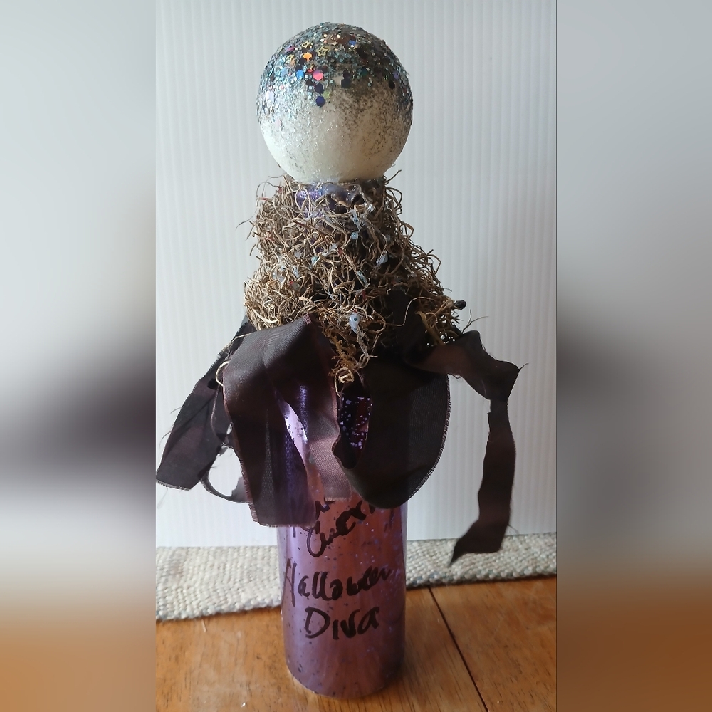 Apothecary Halloween bottle, altered art potion bottles, mixed media apothecary - Picture 5 of 9